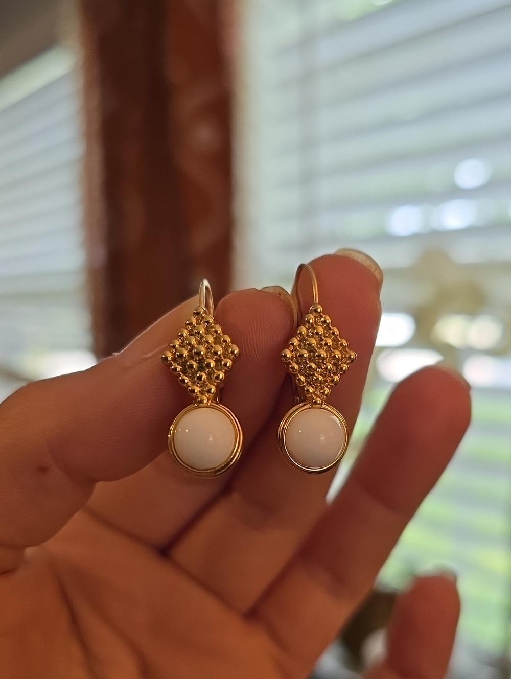 Elegant Gold Tone Textured Pyramid & White Stone Drop Leverback Earrings